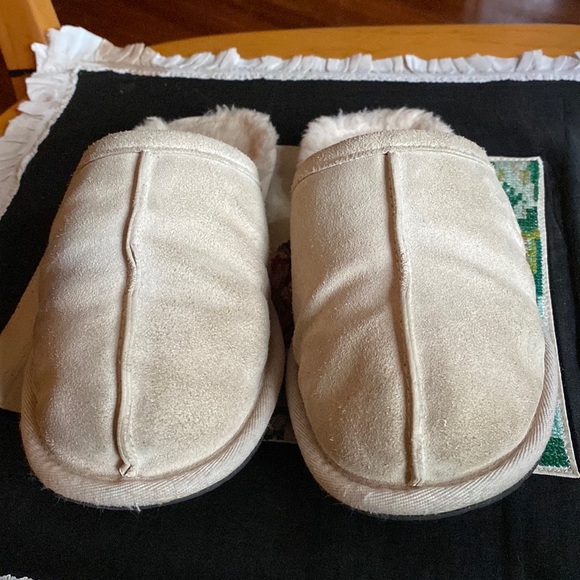 UGG slippers size 8, used well - Picture 1 of 7